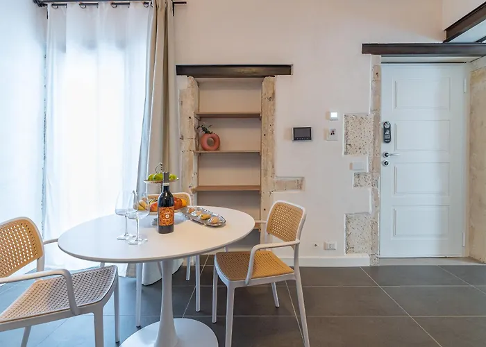 La Dimora Di San Nicola Aparthotel *